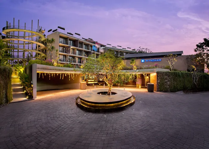 Wyndham Dreamland Bali 5* أُلُواتو